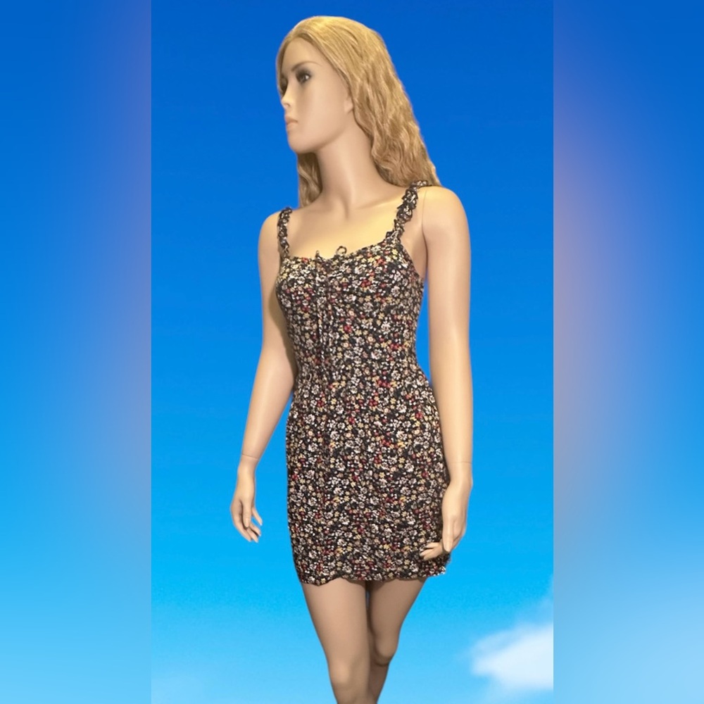 AUW Dress Small